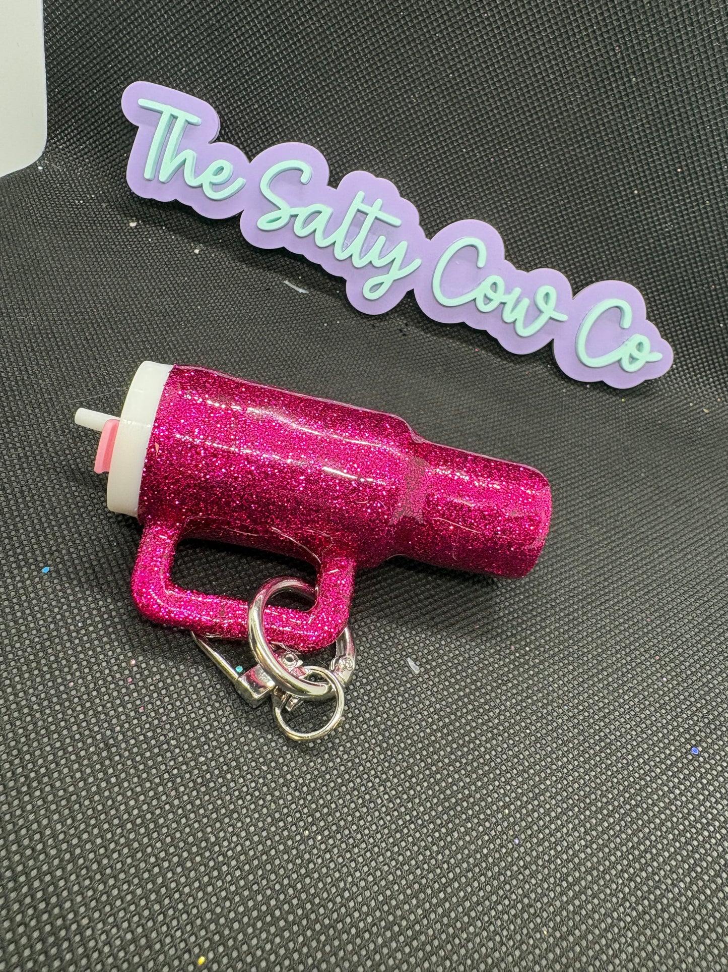 Mini 40oz Chapstick Holder (Dragonfruit)