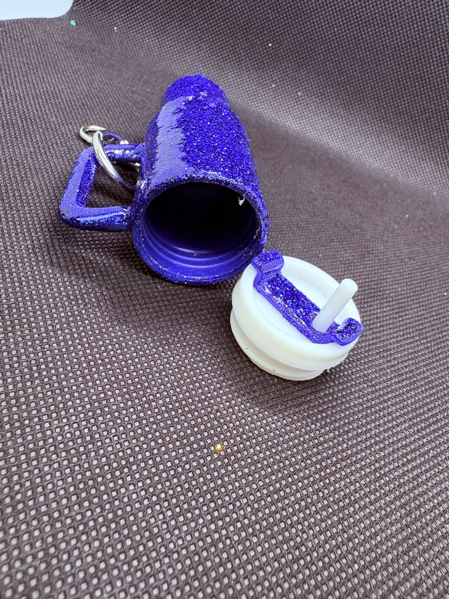 Mini 40oz Chapstick Holder